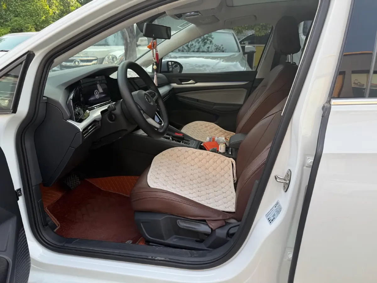 2021 Volkswagen Golf 1.4T 150HP L4 7DCT,autocango,china used car exporter,china ev exporter,chinese used car exporter,chinese used ev exporter