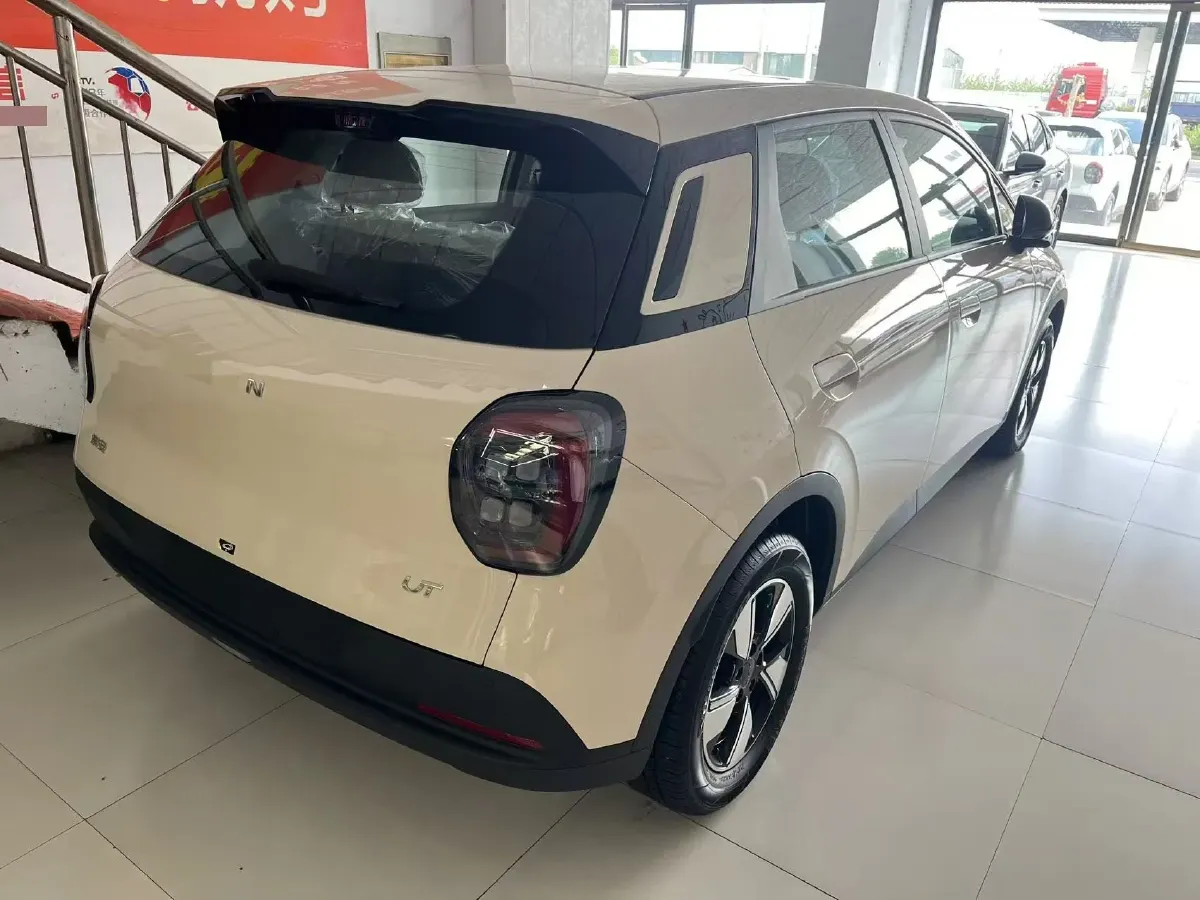 2025 Aion AION UT BEV 44.257/44.12/44.133KWH,autocango,china used car exporter,china ev exporter,chinese used car exporter,chinese used ev exporter