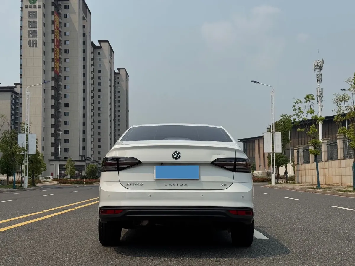 2025 Volkswagen Lavida 1.5L 110HP L4 6AT,autocango,china used car exporter,china ev exporter,chinese used car exporter,chinese used ev exporter