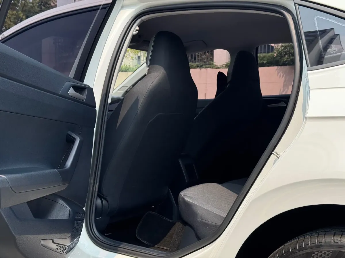 2025 Volkswagen Lavida 1.5L 110HP L4 6AT,autocango,china used car exporter,china ev exporter,chinese used car exporter,chinese used ev exporter