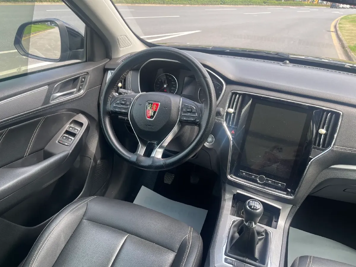 2020 Roewe i6 1.5T 169HP L4 7DCT,autocango,china used car exporter,china ev exporter,chinese used car exporter,chinese used ev exporter