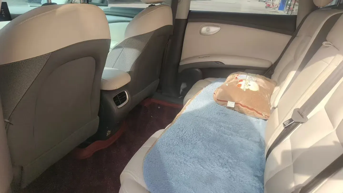 2025 IM LS6 BEV 75KWH,autocango,china used car exporter,china ev exporter,chinese used car exporter,chinese used ev exporter