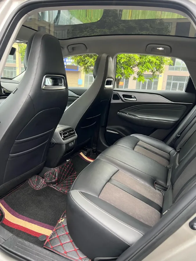 2022 ChangAn Oshan Z6 1.5T 170HP L4 6TCT PHEV 28.4KWH,autocango,china used car exporter,china ev exporter,chinese used car exporter,chinese used ev exporter