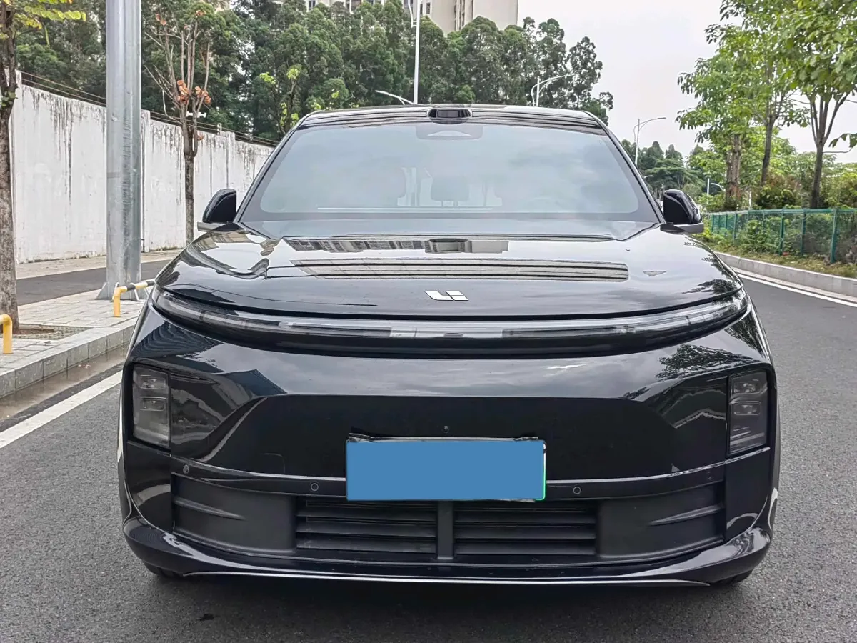 2025 Li L6 Range Extended 154HP L4 REEV,autocango,china used car exporter,china ev exporter,chinese used car exporter,chinese used ev exporter