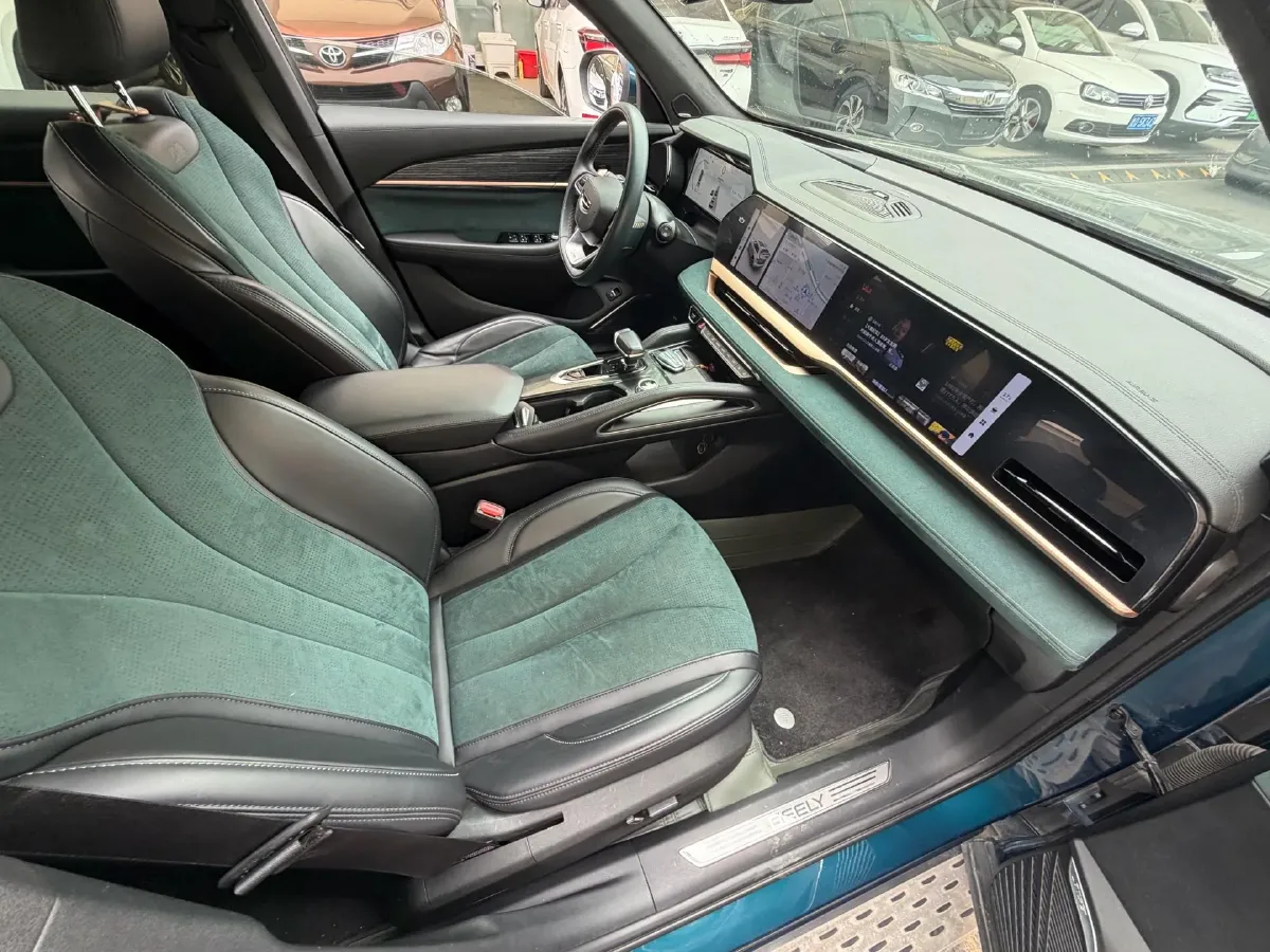 2021 Geely Monjaro 2.0T 238HP L4 8AT,autocango,china used car exporter,china ev exporter,chinese used car exporter,chinese used ev exporter