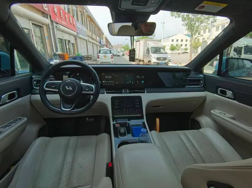 2020 Li ONE Range Extended 131HP REEV 40.5KWH,autocango,china used car exporter,china ev exporter,chinese used car exporter,chinese used ev exporter