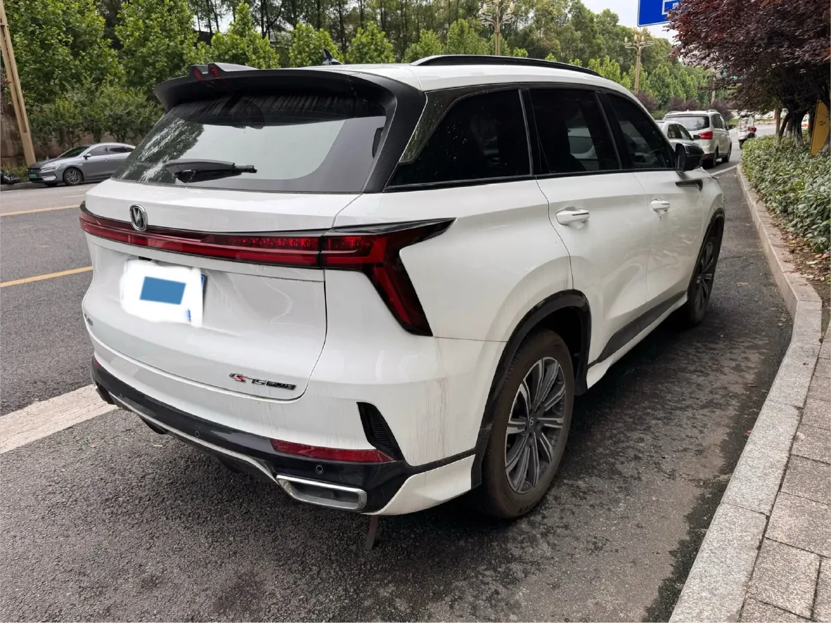 2024 ChangAn CS75 Plus 1.5T 188HP L4 8AT,autocango,china used car exporter,china ev exporter,chinese used car exporter,chinese used ev exporter