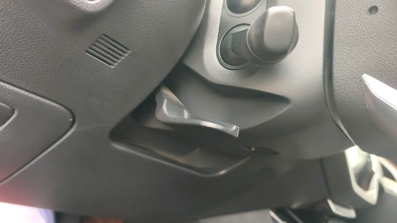 2022 HongQi HS5 2.0T 224HP L4 6AT,autocango,china used car exporter,china ev exporter,chinese used car exporter,chinese used ev exporter