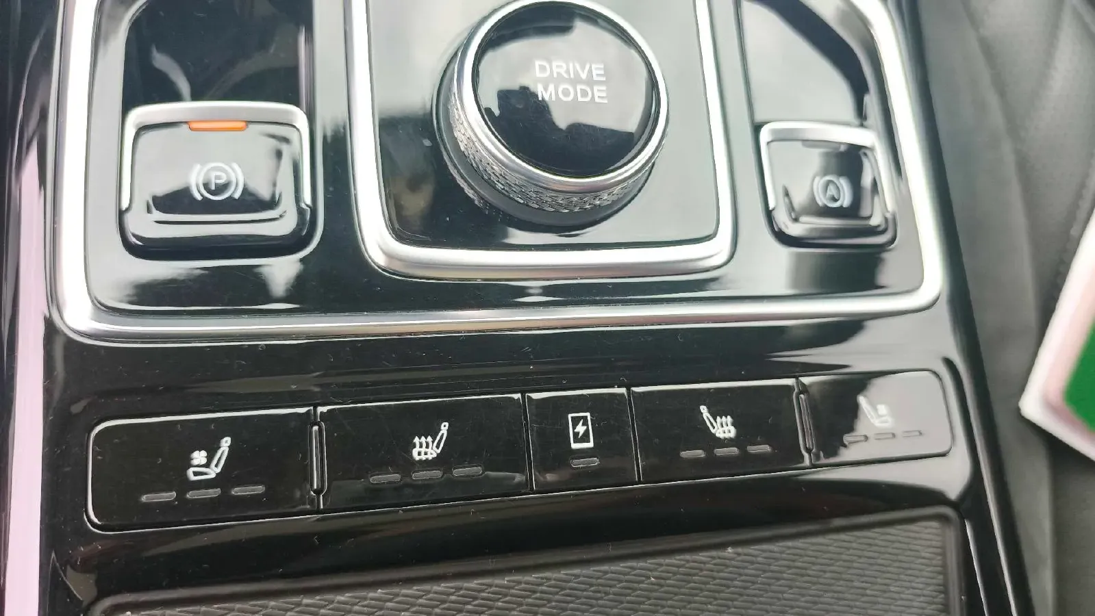 2022 HongQi HS5 2.0T 224HP L4 6AT,autocango,china used car exporter,china ev exporter,chinese used car exporter,chinese used ev exporter