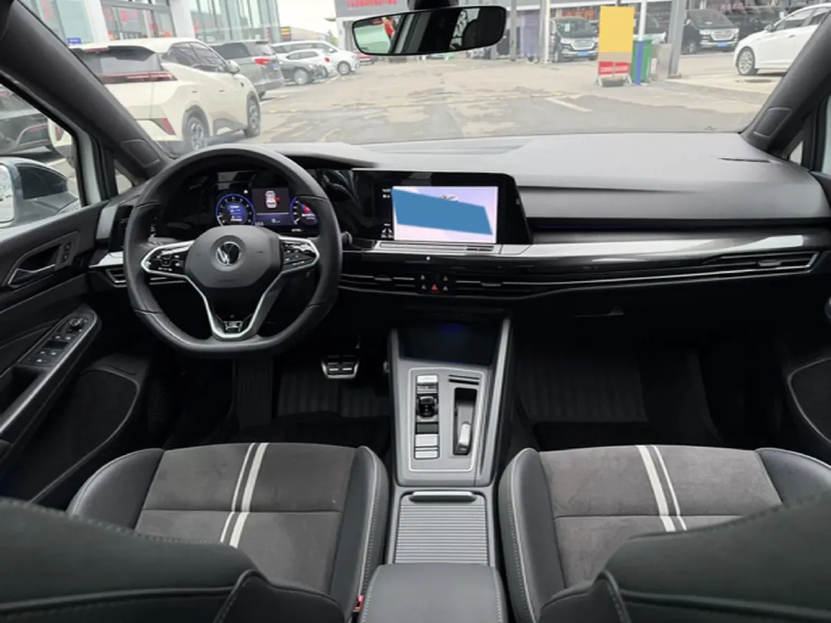 2023 Volkswagen Golf 1.4T 150HP L4 7DCT,autocango,china used car exporter,china ev exporter,chinese used car exporter,chinese used ev exporter