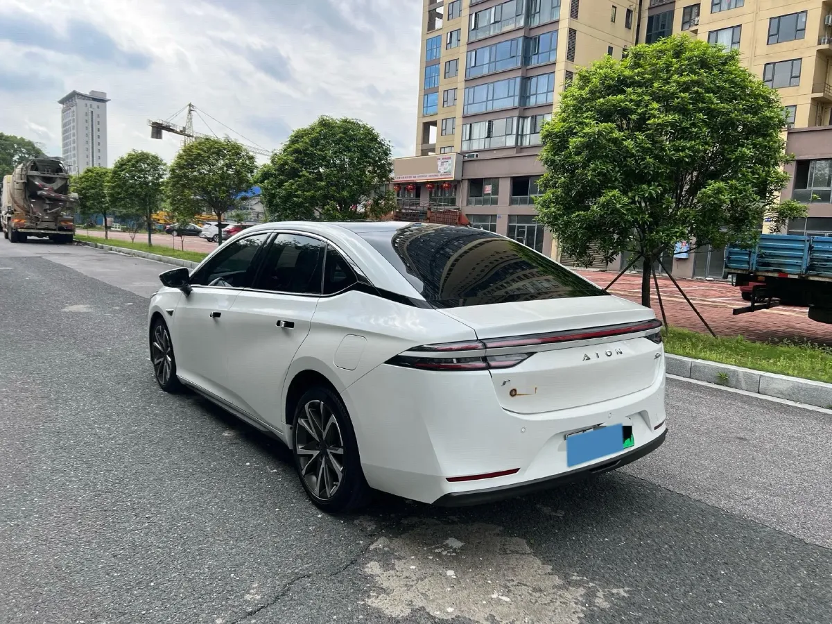 2022 ChangAn Oshan Z6 1.5T 170HP L4 6TCT PHEV 28.4KWH,autocango,china used car exporter,china ev exporter,chinese used car exporter,chinese used ev exporter