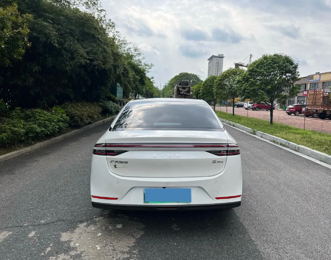 2022 ChangAn Oshan Z6 1.5T 170HP L4 6TCT PHEV 28.4KWH,autocango,china used car exporter,china ev exporter,chinese used car exporter,chinese used ev exporter