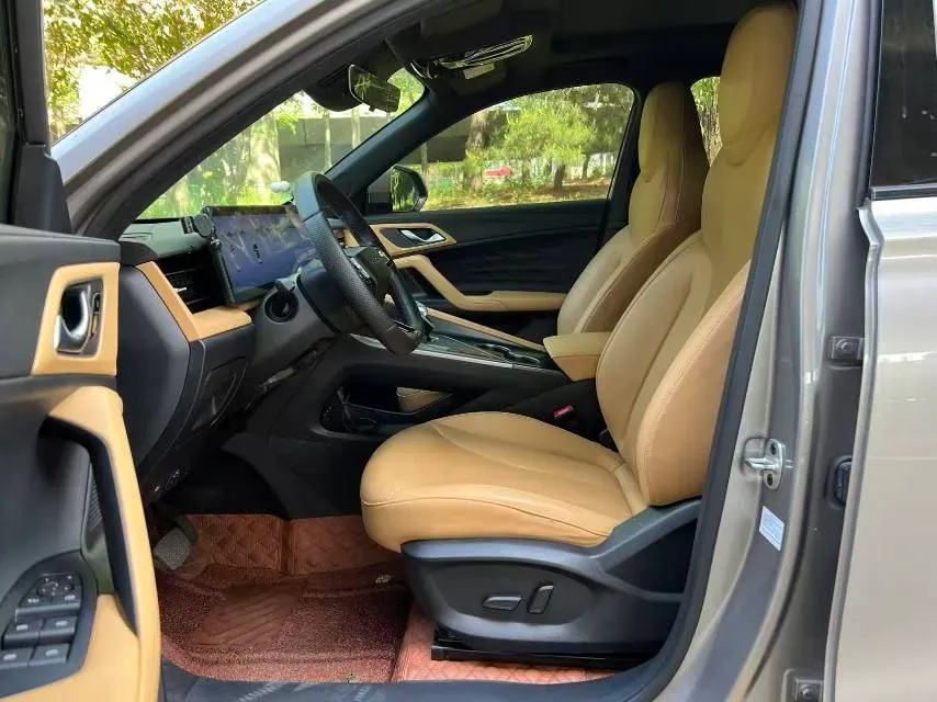 2023 Roewe RX5 1.5T 188HP L4 7DCT,autocango,china used car exporter,china ev exporter,chinese used car exporter,chinese used ev exporter