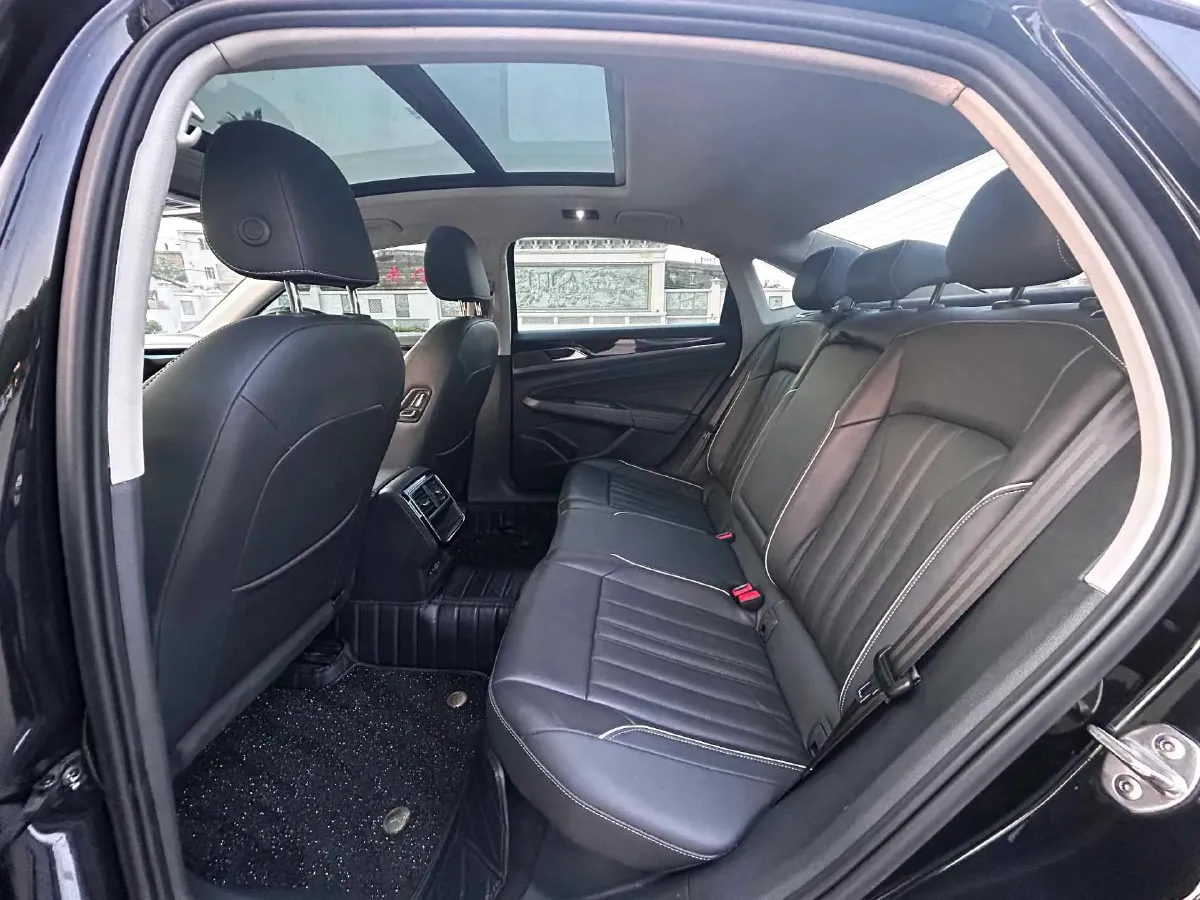 2022 Skoda Kodiak GT 2.0T 186HP L4 7DCT,autocango,china used car exporter,china ev exporter,chinese used car exporter,chinese used ev exporter