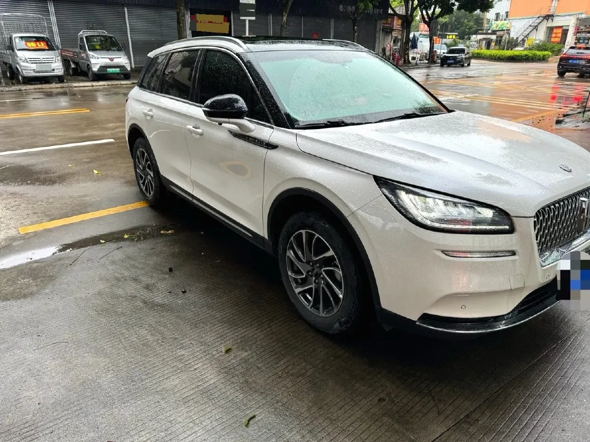 2021 Lincoln Corsair 2.0T 245HP L4 8AT,autocango,china used car exporter,china ev exporter,chinese used car exporter,chinese used ev exporter