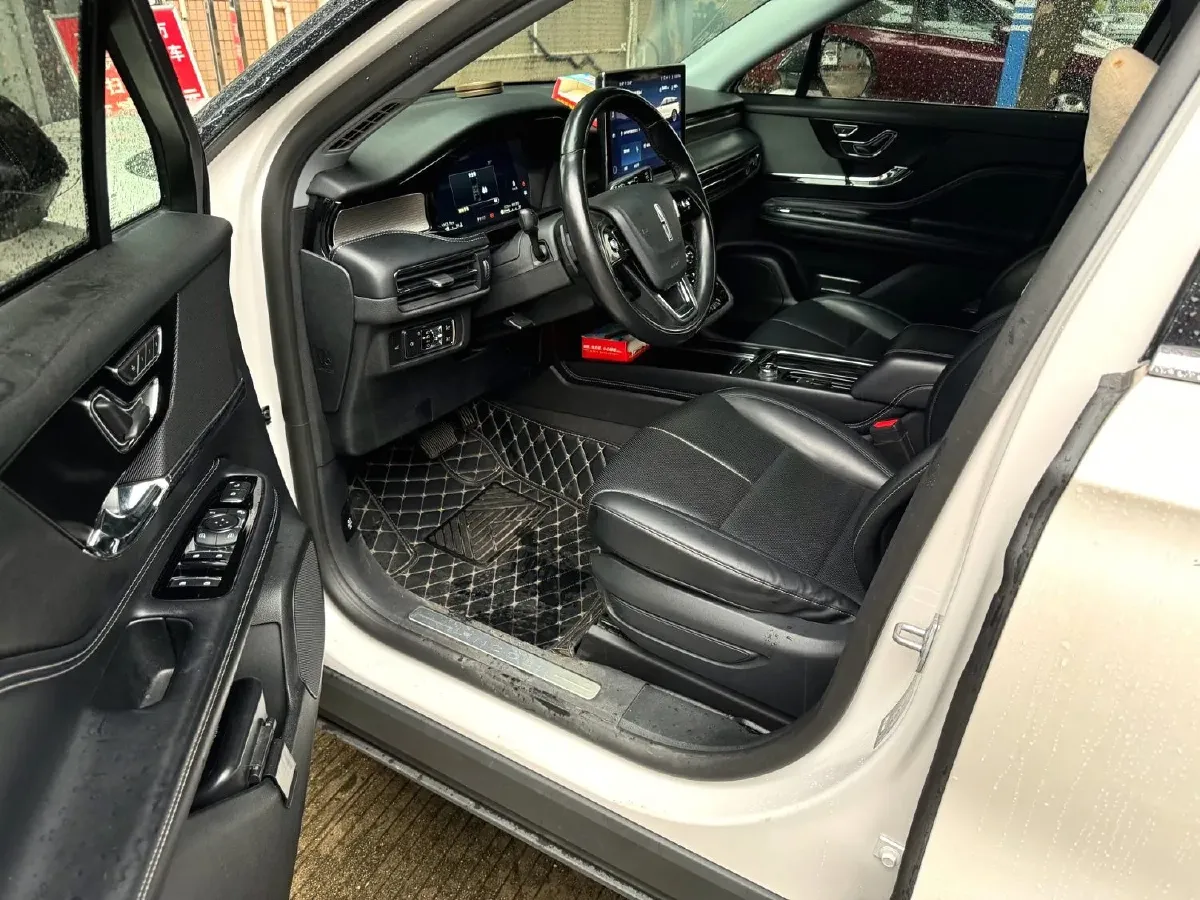 2021 Lincoln Corsair 2.0T 245HP L4 8AT,autocango,china used car exporter,china ev exporter,chinese used car exporter,chinese used ev exporter