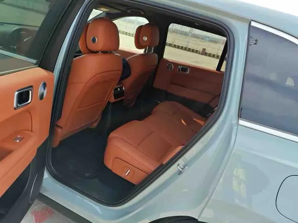 2025 Li L6 Range Extended 154HP L4 REEV,autocango,china used car exporter,china ev exporter,chinese used car exporter,chinese used ev exporter