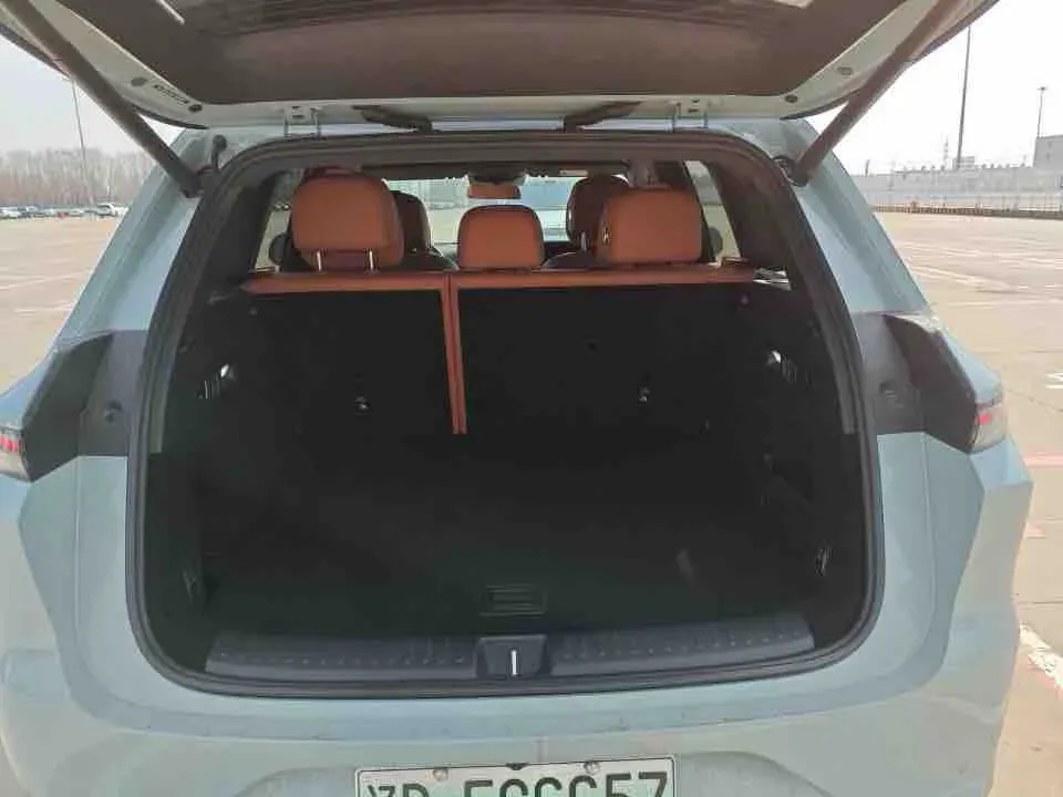 2025 Li L6 Range Extended 154HP L4 REEV,autocango,china used car exporter,china ev exporter,chinese used car exporter,chinese used ev exporter