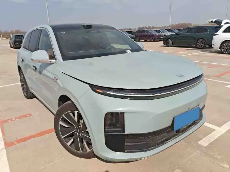 2025 Li L6 Range Extended 154HP L4 REEV,autocango,china used car exporter,china ev exporter,chinese used car exporter,chinese used ev exporter