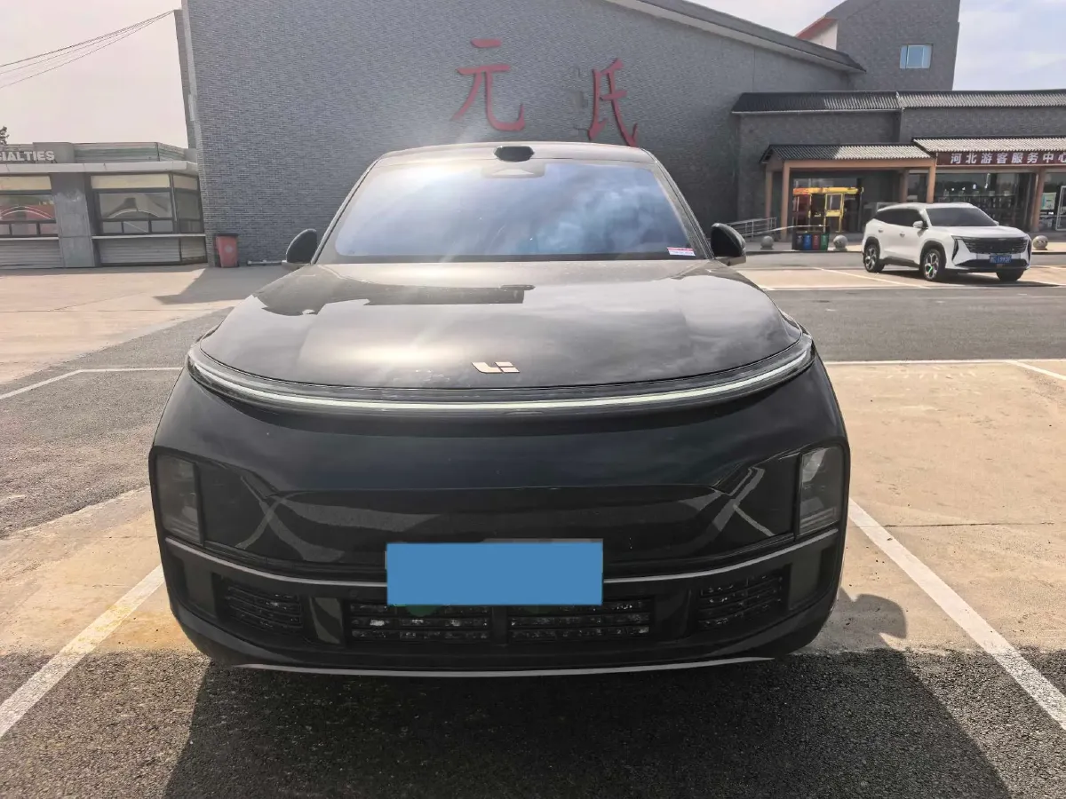 2025 Li L9 Range Extended 154HP REEV,autocango,china used car exporter,china ev exporter,chinese used car exporter,chinese used ev exporter