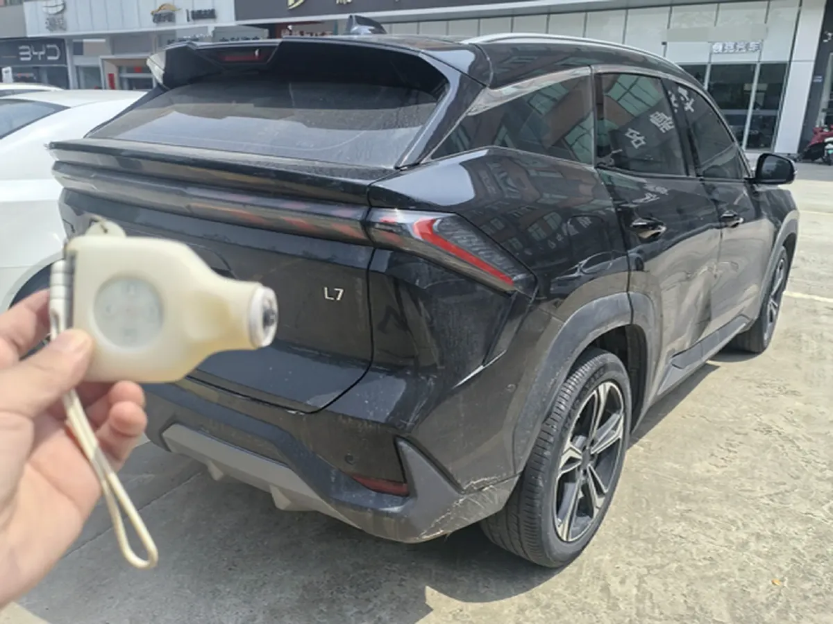 2023 Geely Galaxy L7 1.5T 163HP L4 3DHT PHEV 18.7KWH,autocango,china used car exporter,china ev exporter,chinese used car exporter,chinese used ev exporter