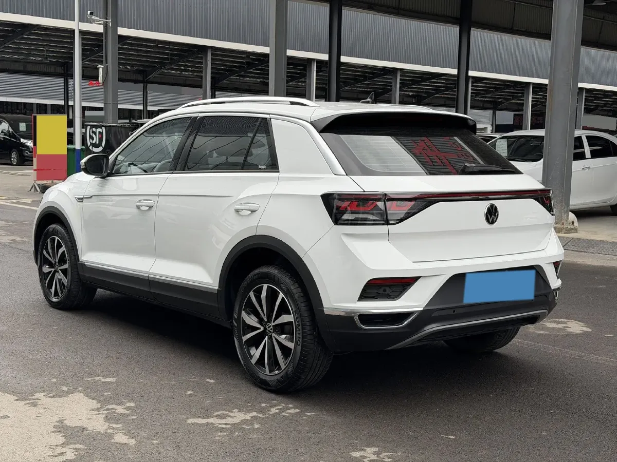 2023 Volkswagen T-Roc 1.4T 150HP L4 7DCT,autocango,china used car exporter,china ev exporter,chinese used car exporter,chinese used ev exporter