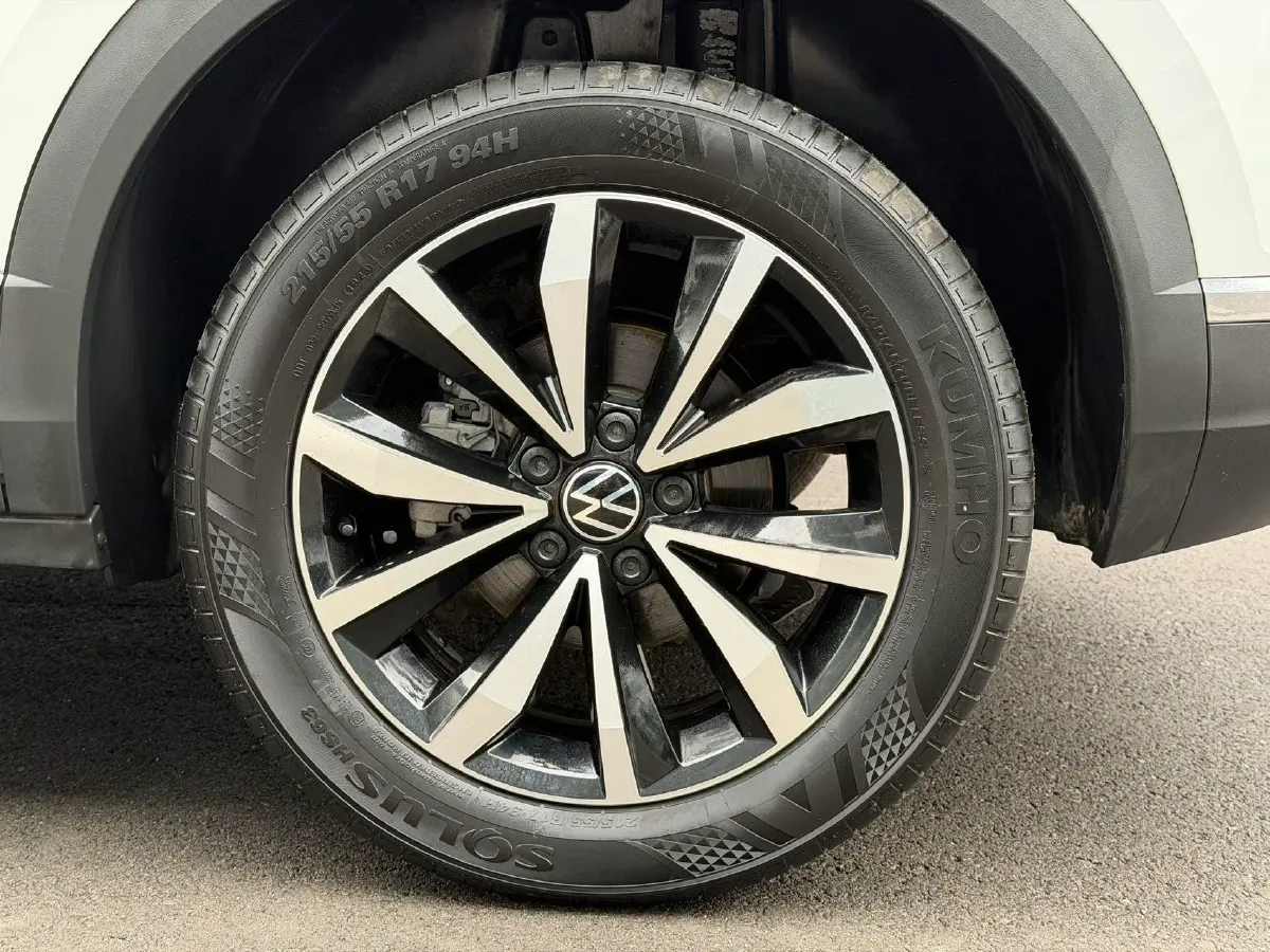 2023 Volkswagen T-Roc 1.4T 150HP L4 7DCT,autocango,china used car exporter,china ev exporter,chinese used car exporter,chinese used ev exporter