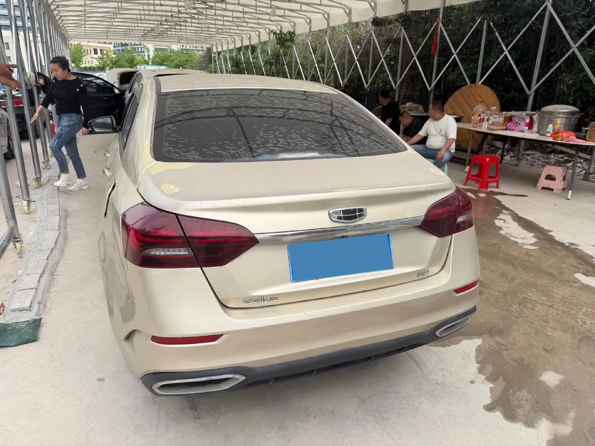 2020 Geely Emgrand 1.5L 109HP L4 5MT,autocango,china used car exporter,china ev exporter,chinese used car exporter,chinese used ev exporter