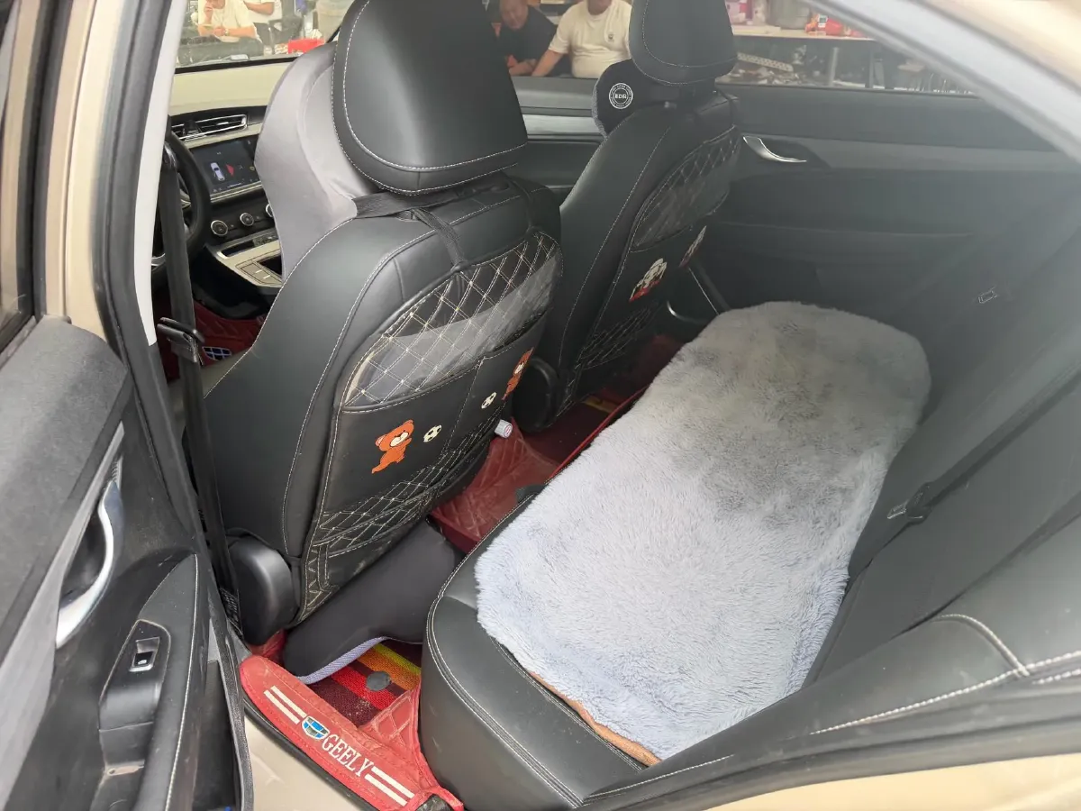 2020 Geely Emgrand 1.5L 109HP L4 5MT,autocango,china used car exporter,china ev exporter,chinese used car exporter,chinese used ev exporter