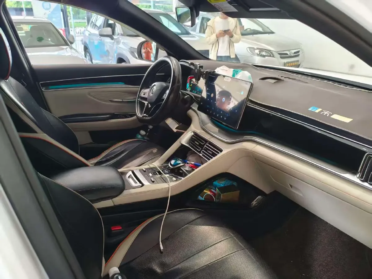 2022 Hyundai Tucson 2.0L 150HP L4 6AT Hybrid,autocango,china used car exporter,china ev exporter,chinese used car exporter,chinese used ev exporter