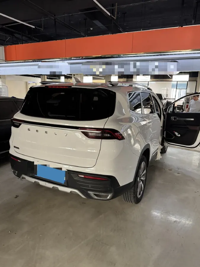 2022 Geely Okavango 1.8T 184HP L4 7DCT,autocango,china used car exporter,china ev exporter,chinese used car exporter,chinese used ev exporter