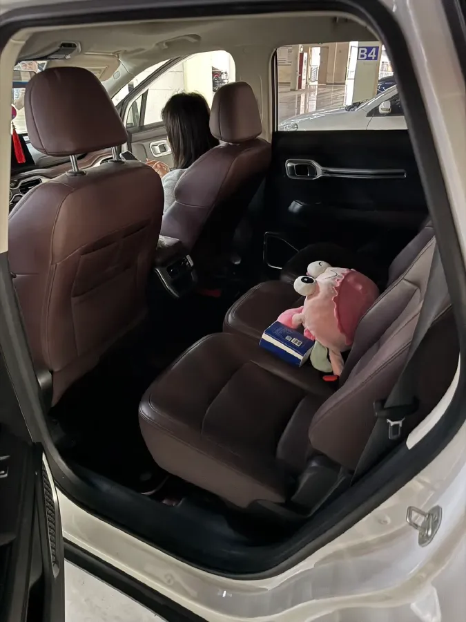 2022 Geely Okavango 1.8T 184HP L4 7DCT,autocango,china used car exporter,china ev exporter,chinese used car exporter,chinese used ev exporter