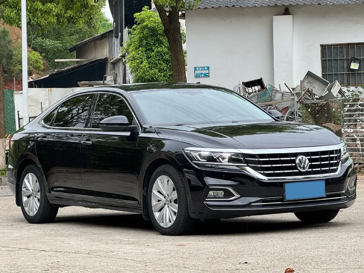 2019 Volvo V40 1.5T 152HP L4 6AT,autocango,china used car exporter,china ev exporter,chinese used car exporter,chinese used ev exporter