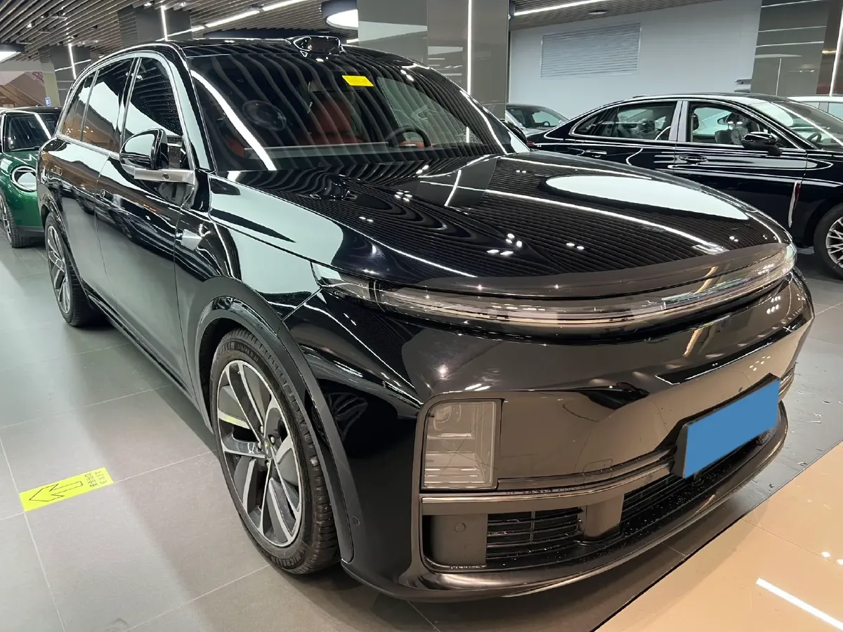 2024 Li L8 Range Extended 154HP REEV 42.8KWH,autocango,china used car exporter,china ev exporter,chinese used car exporter,chinese used ev exporter