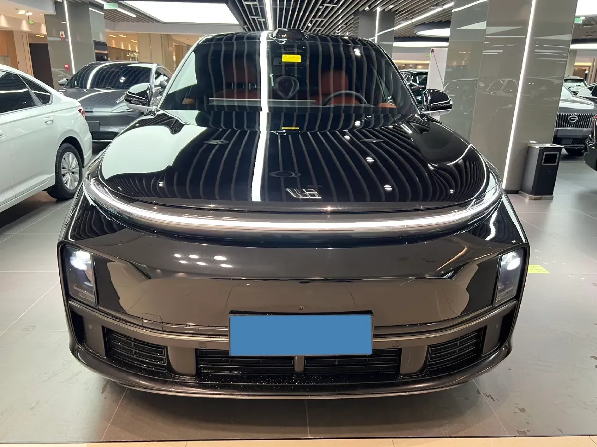 2024 Li L8 Range Extended 154HP REEV 42.8KWH,autocango,china used car exporter,china ev exporter,chinese used car exporter,chinese used ev exporter