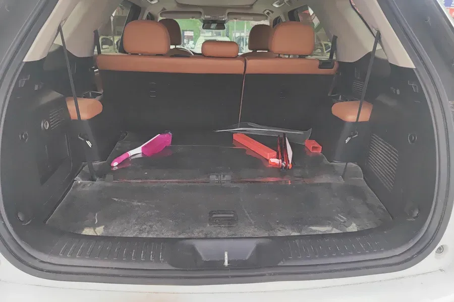 2021 ChangAn CS95 2.0T 233HP L4 6AT,autocango,china used car exporter,china ev exporter,chinese used car exporter,chinese used ev exporter