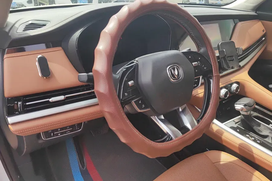 2021 ChangAn CS95 2.0T 233HP L4 6AT,autocango,china used car exporter,china ev exporter,chinese used car exporter,chinese used ev exporter