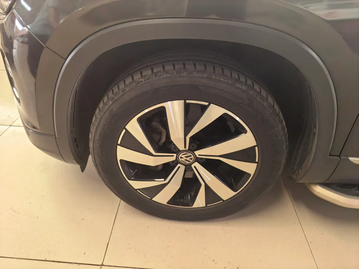 2020 Volkswagen Tayron 2.0T 186HP L4 7DCT,autocango,china used car exporter,china ev exporter,chinese used car exporter,chinese used ev exporter