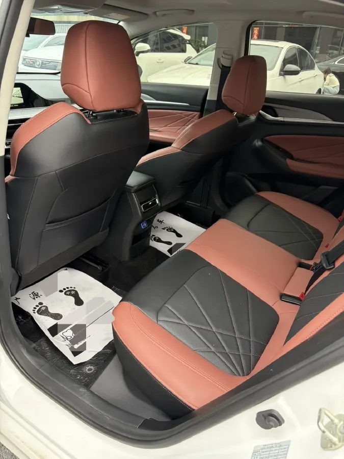 2023 ChangAn Eado 1.4T 160HP L4 7DCT,autocango,china used car exporter,china ev exporter,chinese used car exporter,chinese used ev exporter