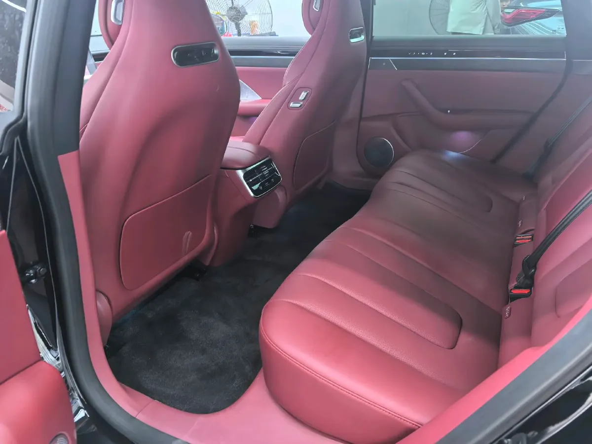 2025 Luxeed S7 BEV 82KWH,autocango,china used car exporter,china ev exporter,chinese used car exporter,chinese used ev exporter