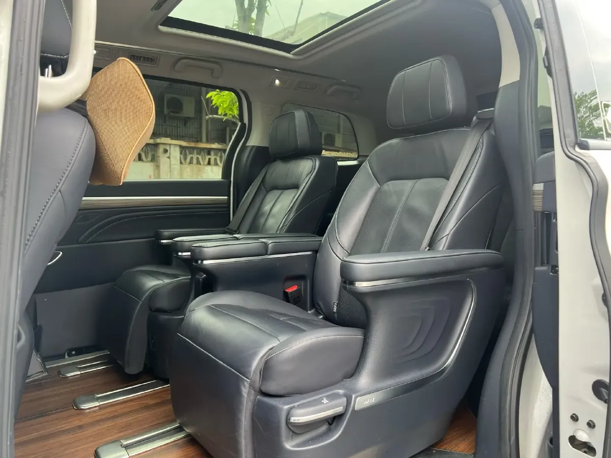 2023 GAC Trumpchi M8 2.0T 252HP L4 8AT,autocango,china used car exporter,china ev exporter,chinese used car exporter,chinese used ev exporter