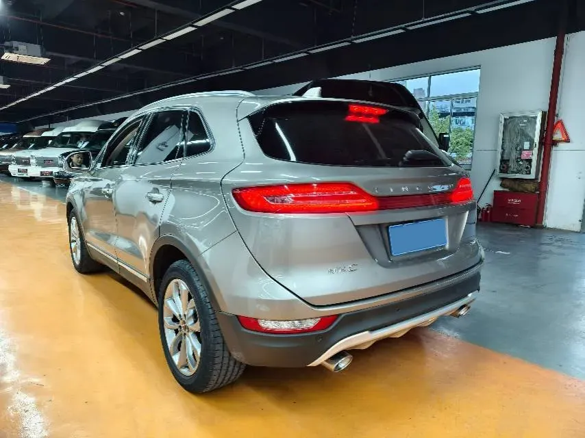 2018 Lincoln MKC 2.0T 203HP L4 6AT,autocango,china used car exporter,china ev exporter,chinese used car exporter,chinese used ev exporter