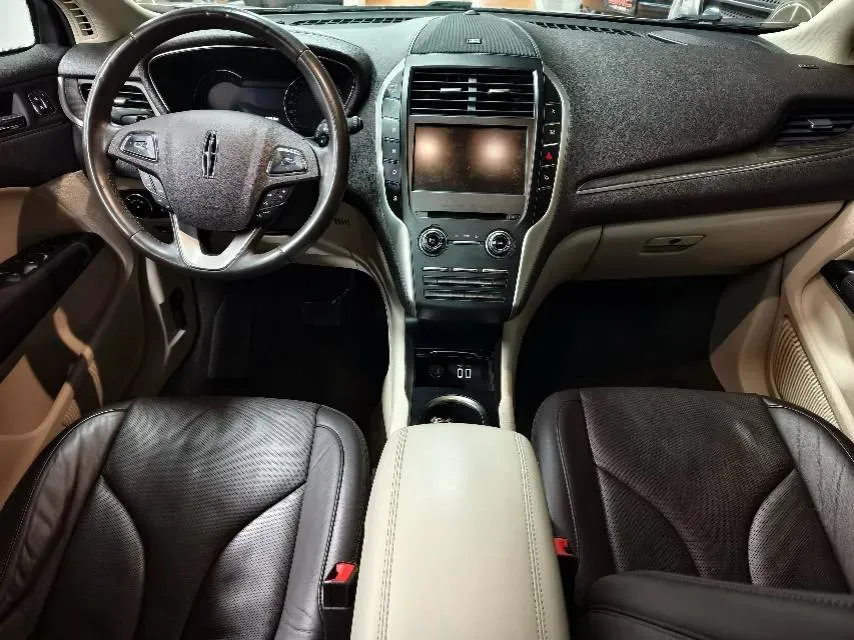 2018 Lincoln MKC 2.0T 203HP L4 6AT,autocango,china used car exporter,china ev exporter,chinese used car exporter,chinese used ev exporter