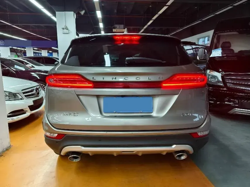 2018 Lincoln MKC 2.0T 203HP L4 6AT,autocango,china used car exporter,china ev exporter,chinese used car exporter,chinese used ev exporter