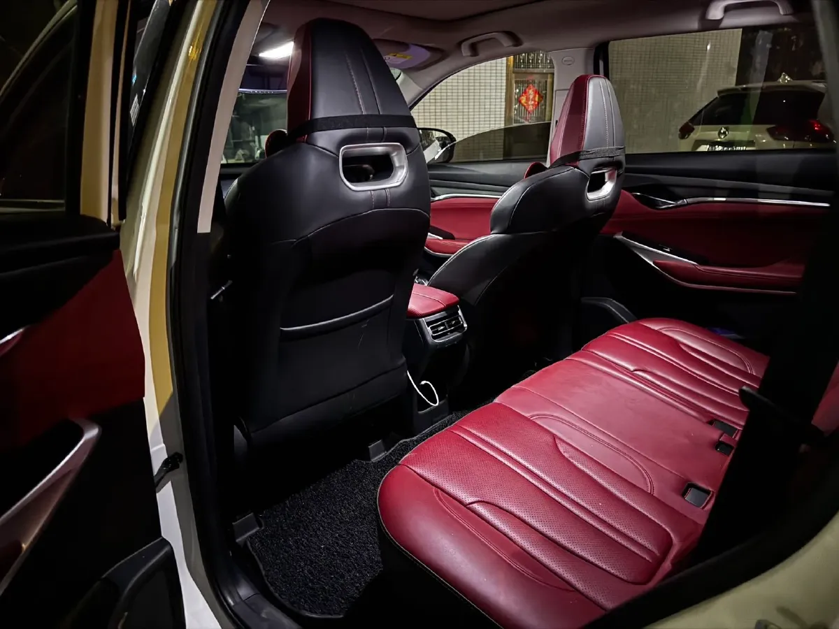 2020 ChangAn CS75 Plus 2.0T 233HP L4 8AT,autocango,china used car exporter,china ev exporter,chinese used car exporter,chinese used ev exporter