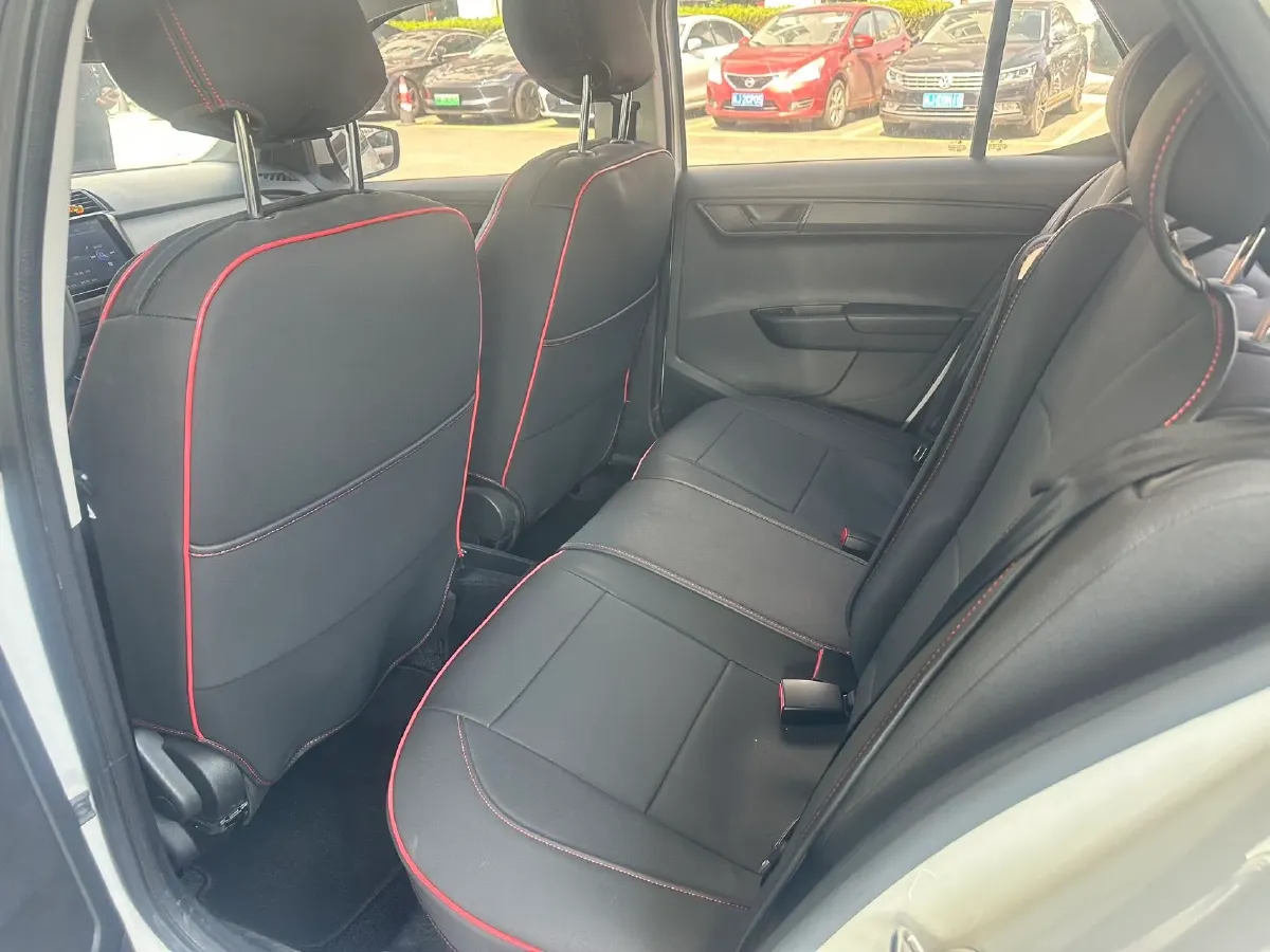 2017 Skoda Fabia 1.4L 90HP L4 6AT,autocango,china used car exporter,china ev exporter,chinese used car exporter,chinese used ev exporter