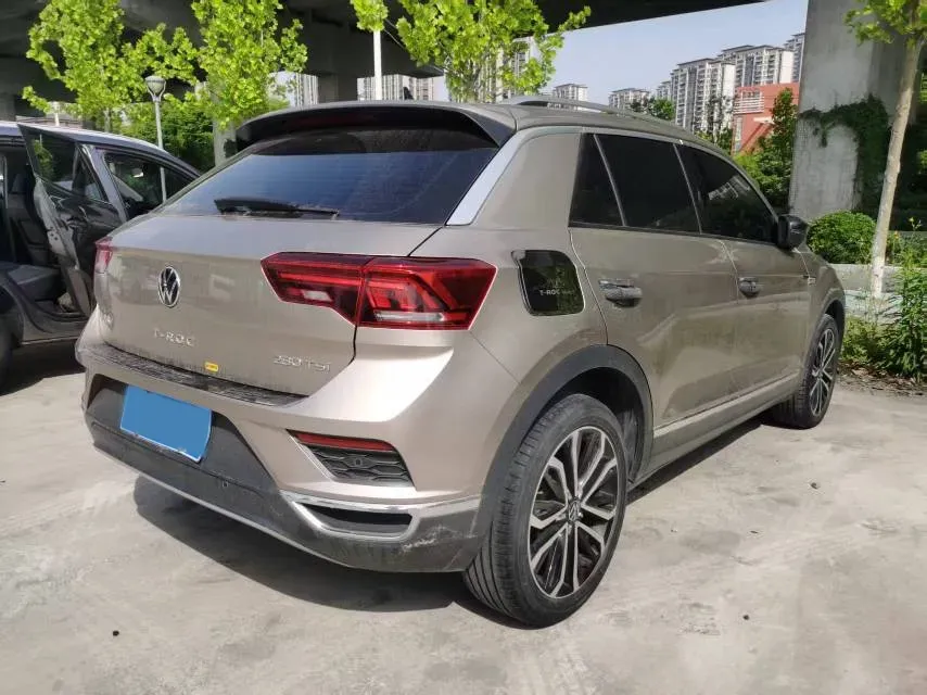 2021 Volkswagen T-Roc 1.4T 150HP L4 7DCT,autocango,china used car exporter,china ev exporter,chinese used car exporter,chinese used ev exporter