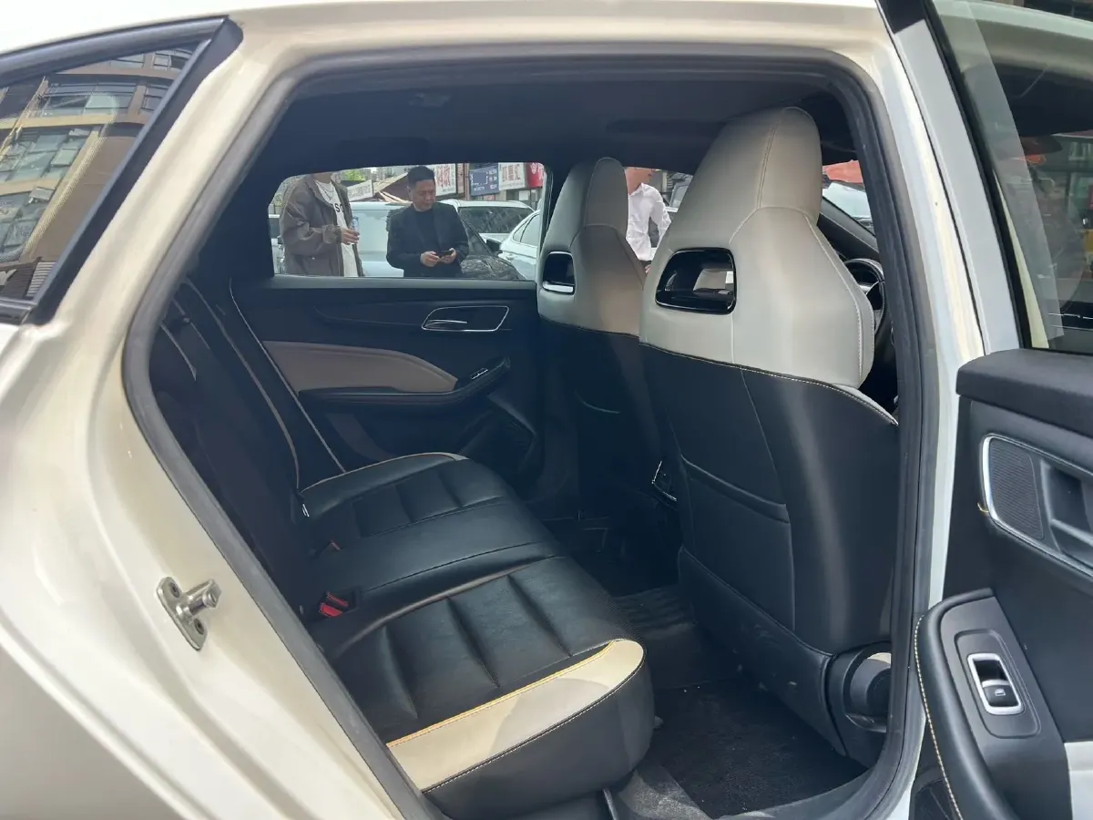 2020 MG MG6 1.5T 181HP L4 7DCT,autocango,china used car exporter,china ev exporter,chinese used car exporter,chinese used ev exporter