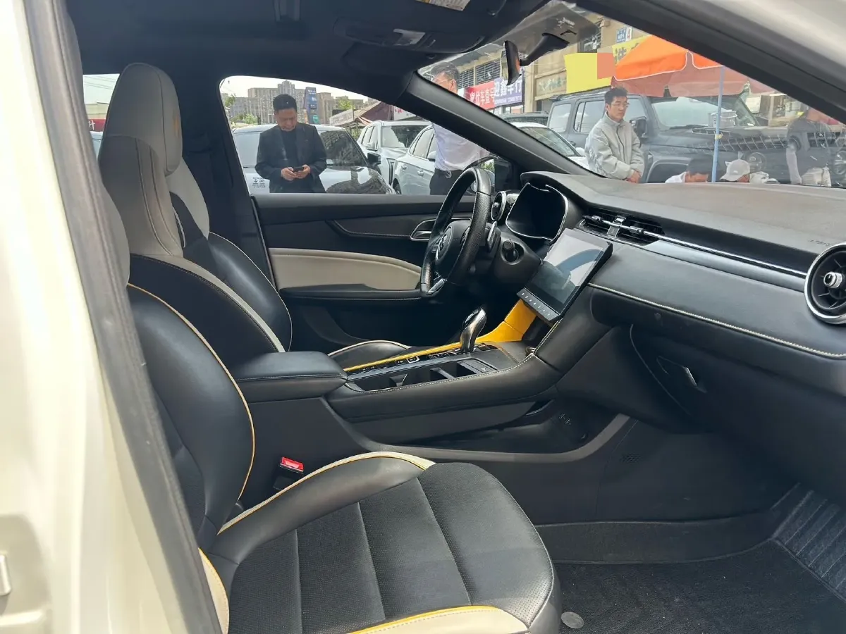 2020 MG MG6 1.5T 181HP L4 7DCT,autocango,china used car exporter,china ev exporter,chinese used car exporter,chinese used ev exporter