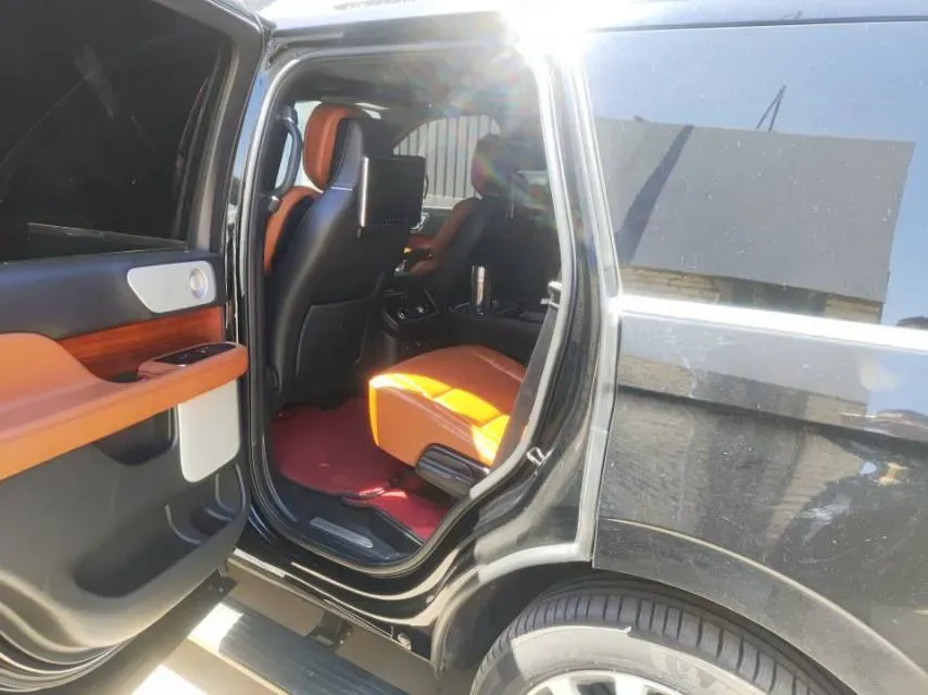 2018 Lincoln Navigator 3.5T 415HP V6 10AT,autocango,china used car exporter,china ev exporter,chinese used car exporter,chinese used ev exporter